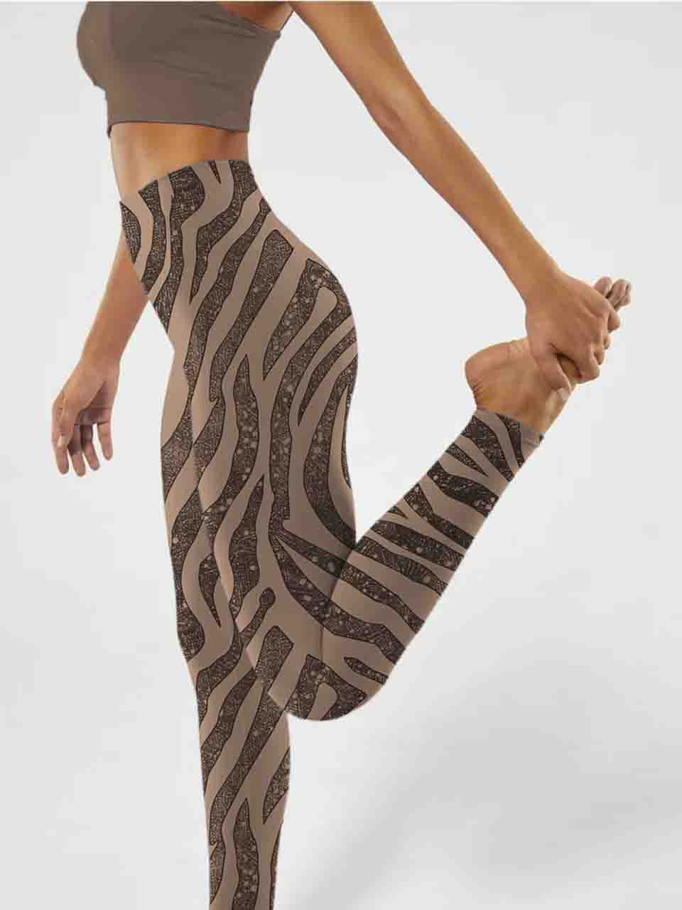 A150 Zebra stripes Yoga leggings brown