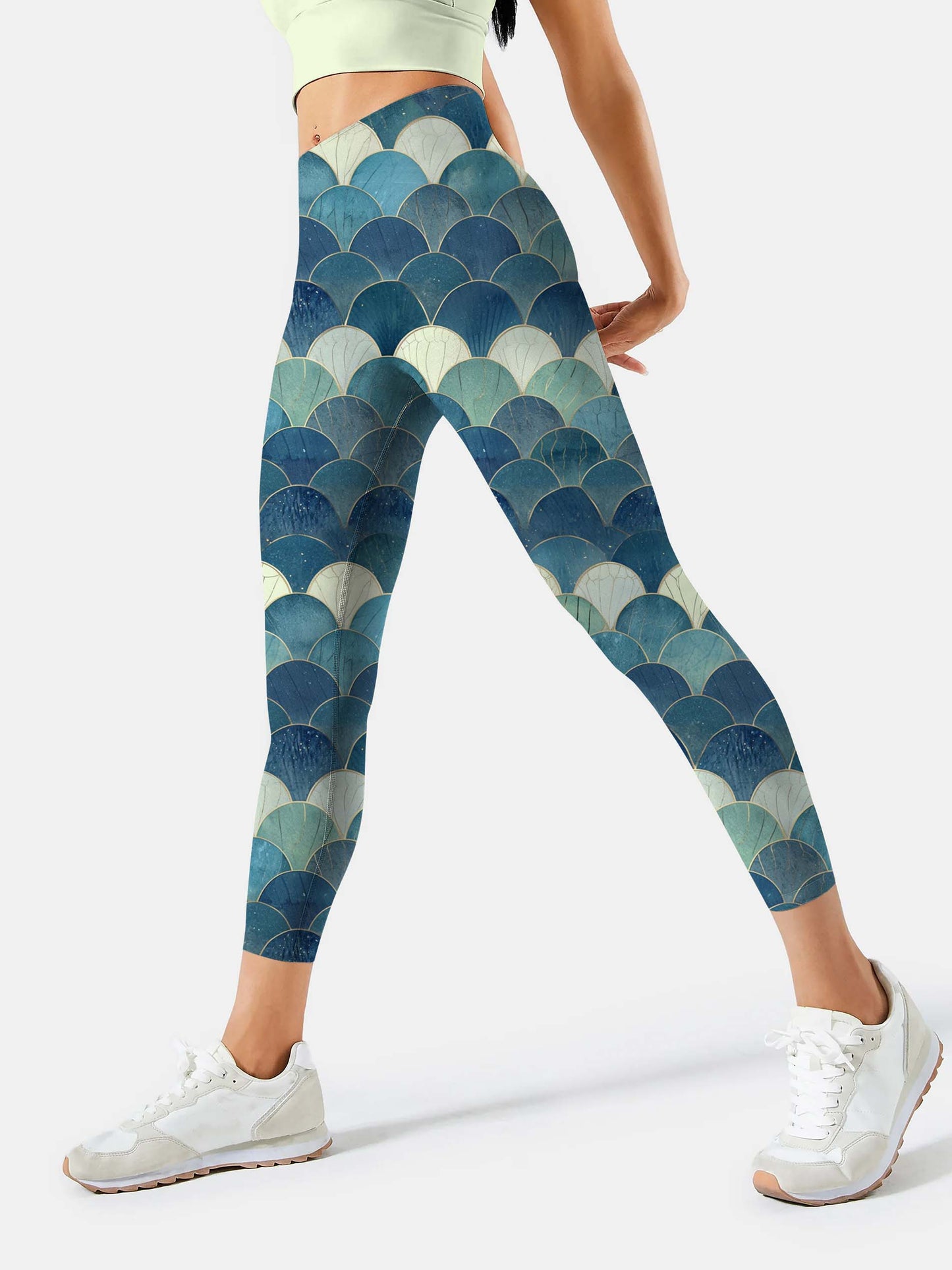 S222 green fish scales yoga leggings