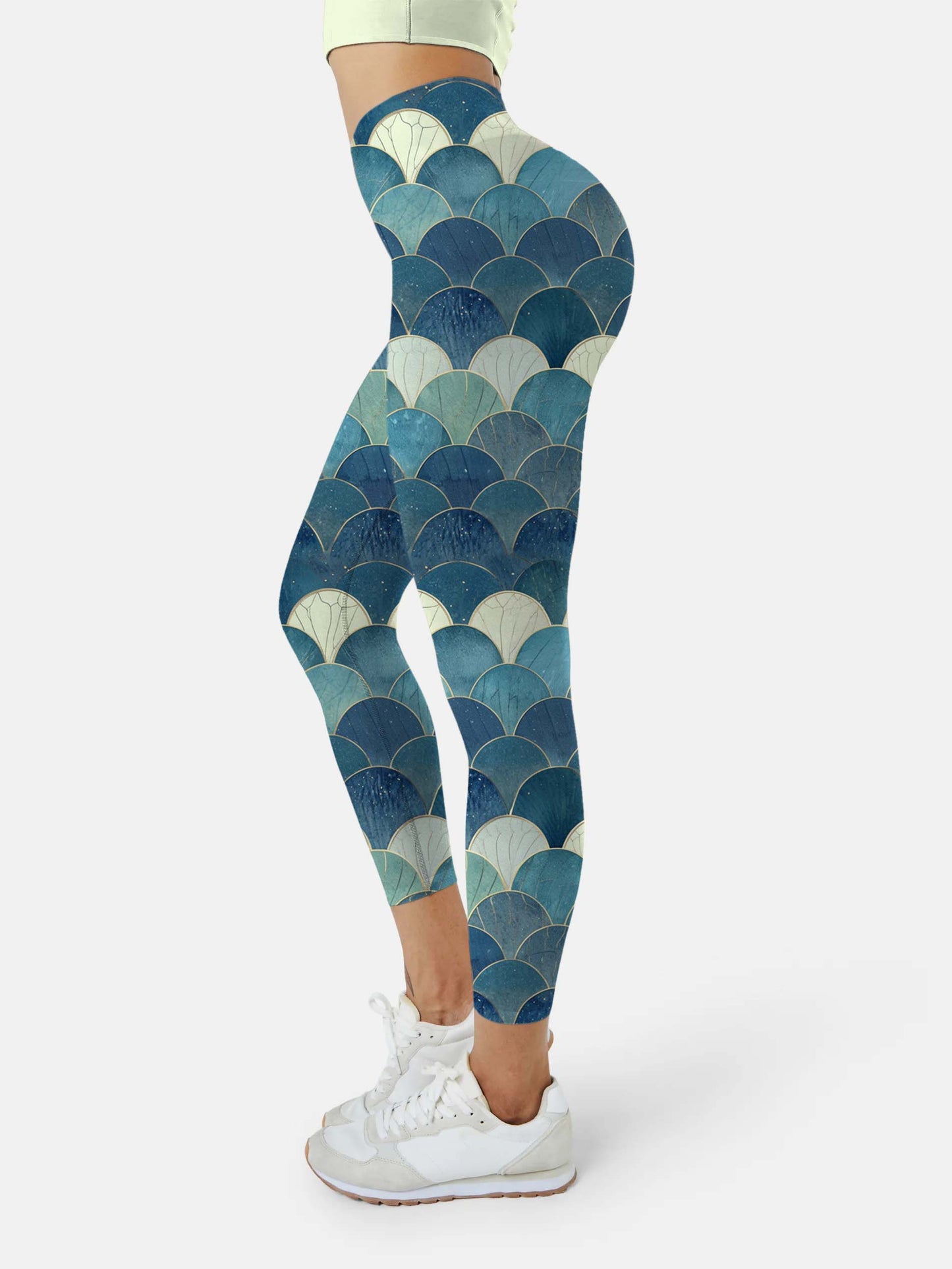 S222 green fish scales yoga leggings