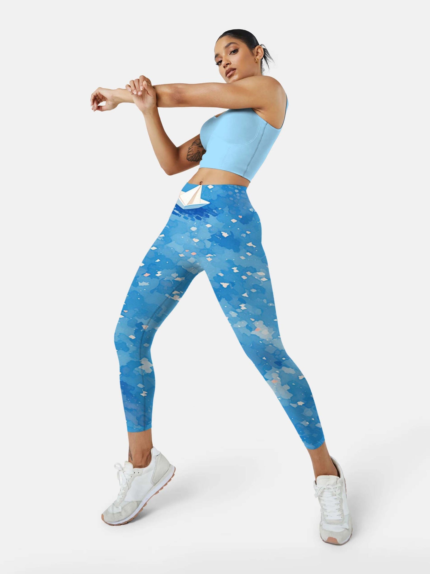 P251 White Paper Boat yoga leggings