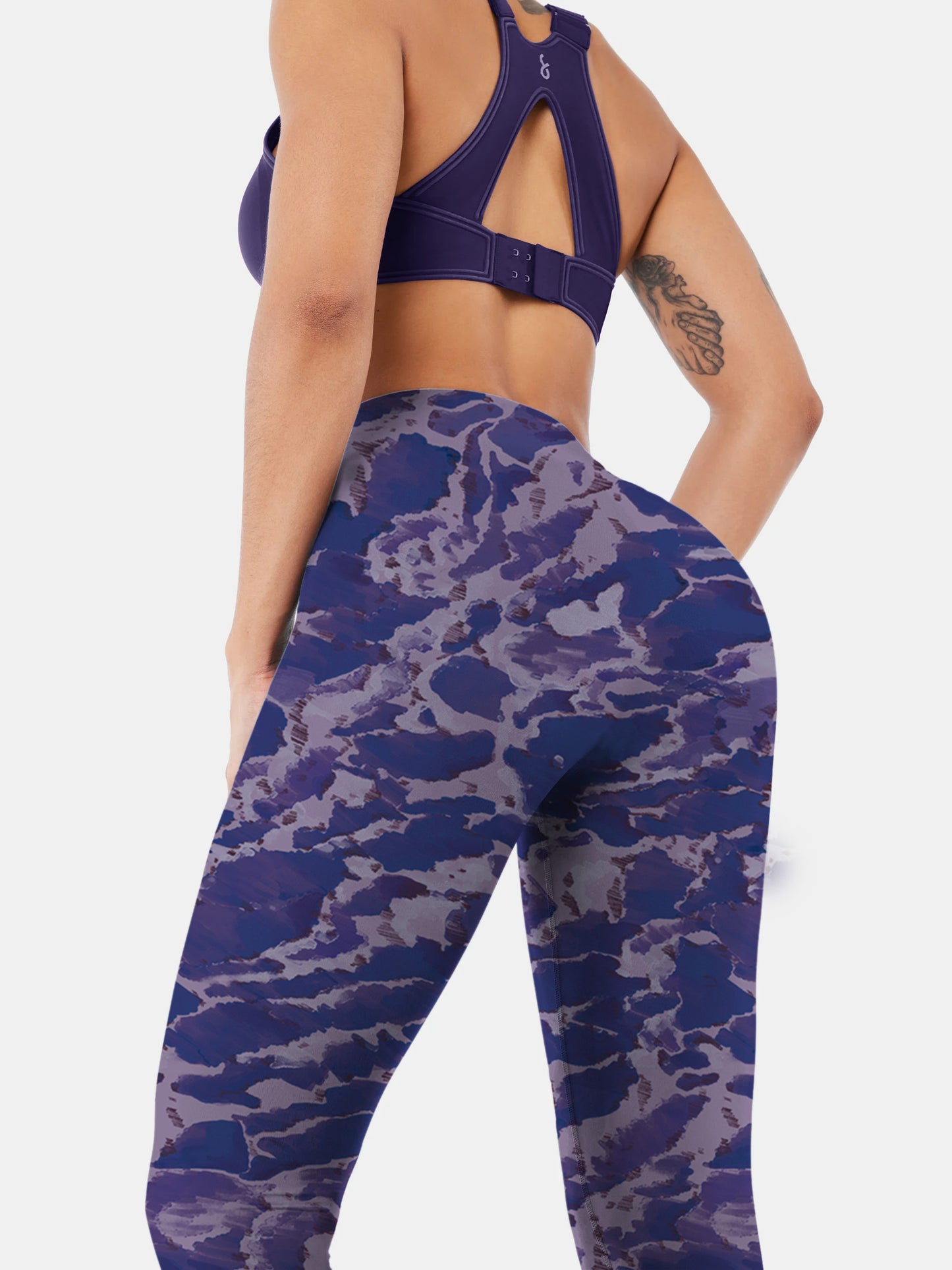 W133 wave pattern yoga leggings violet