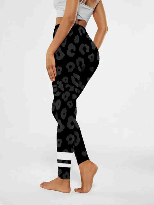 A152 Leopard Print Yoga leggings black